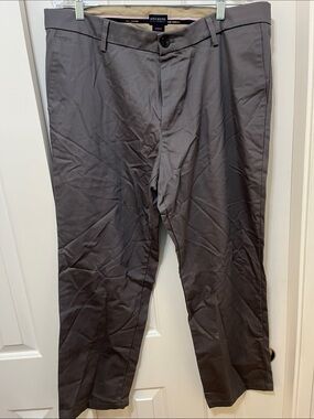 Dockers Men's Charcoal Gray Chino Pants